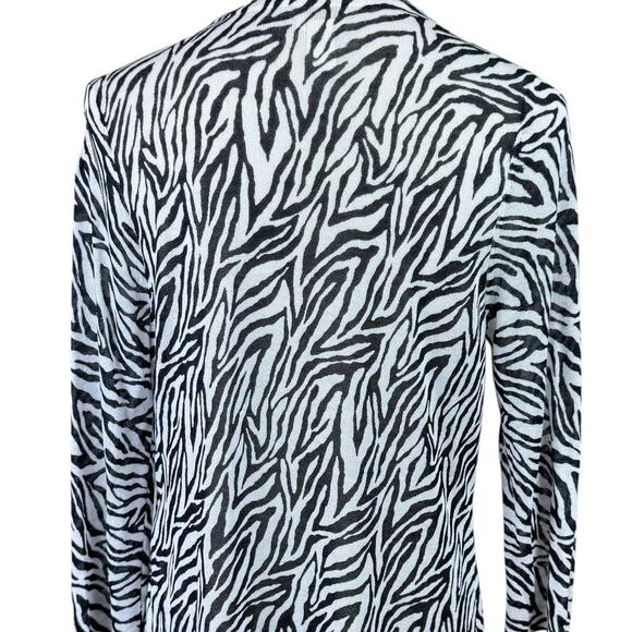 Chico’s 1 Rita Side Ruched Zebra Thin Knit Lightweight Open Layering Cardigan - Picture 9 of 16